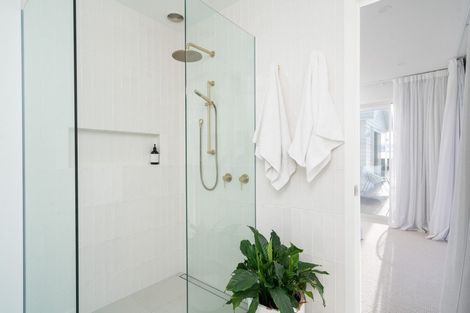 Photo of property in 51 Botanical Heights Drive, Waipahihi, Taupo, 3330