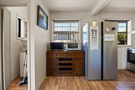 Photo of property in 1/39 Harris Crescent, Papanui, Christchurch, 8053