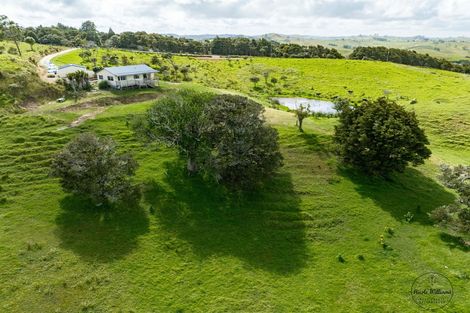 Photo of property in 134 Heatley Road, Whakapirau, Maungaturoto, 0583