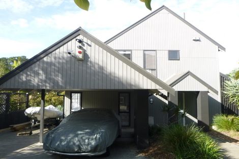 Photo of property in 31 Waimana Avenue, Northcote Point, Auckland, 0627