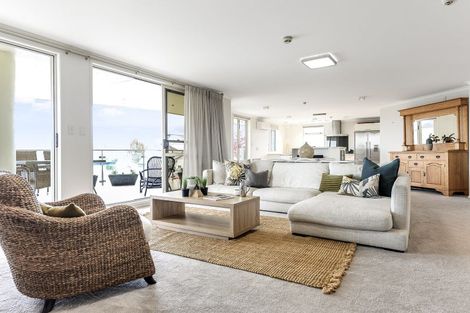 Photo of property in 40d Thackeray Street, Hamilton Lake, Hamilton, 3204