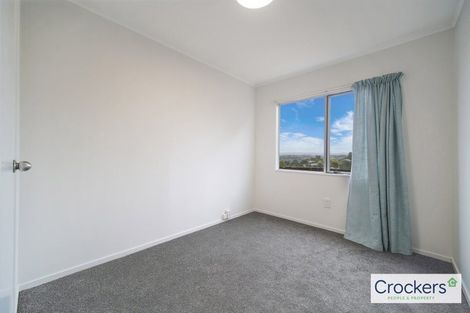 Photo of property in 21 Edgware Road, West Harbour, Auckland, 0618
