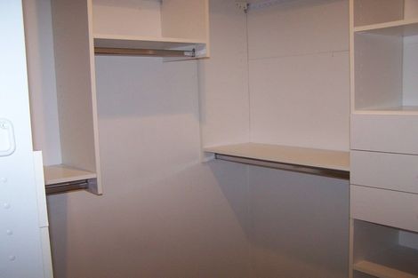 Photo of property in 42 Matterhorn Crescent, Northpark, Auckland, 2013