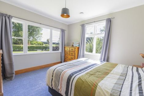 Photo of property in 17 Hekeao Road, Surrey Hills, Ashburton, 7778