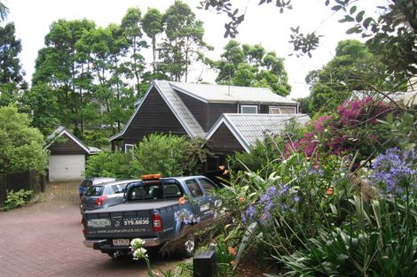Photo of property in 4/8 Otahuri Crescent, Greenlane, Auckland, 1051