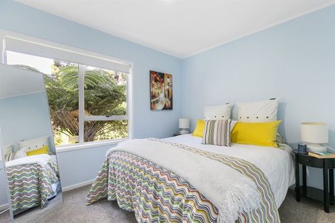 Photo of property in 52 Japonica Drive, Beach Haven, Auckland, 0626