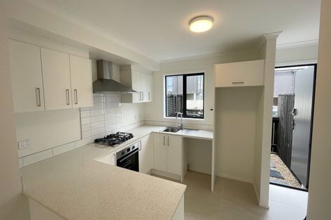 Photo of property in 63 Manarini Road, Westgate, Auckland, 0614