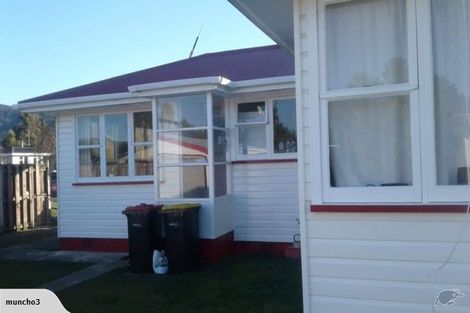 Photo of property in 16 Freestone Place, Manapouri, 9679