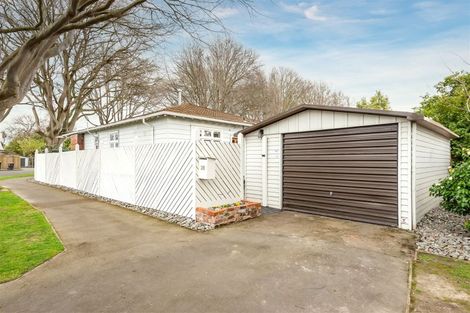 Photo of property in 28 Massey Crescent, St Albans, Christchurch, 8014