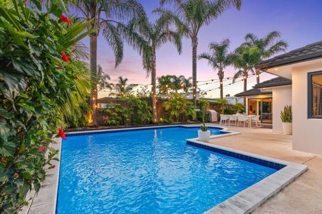 Photo of property in 16 Oriental Parade, Papamoa Beach, Papamoa, 3118