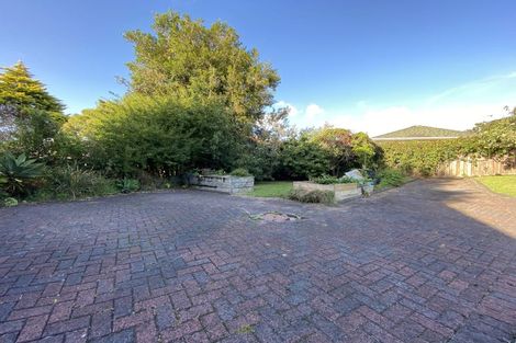 Photo of property in 10 Anakiwa Place, Milford, Auckland, 0620