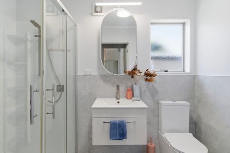 Photo of property in 2 Ely Place, Bethlehem, Tauranga, 3110