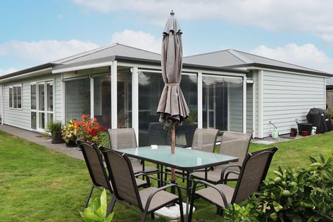 Photo of property in 3 Austin Reid Avenue, Carterton, 5713