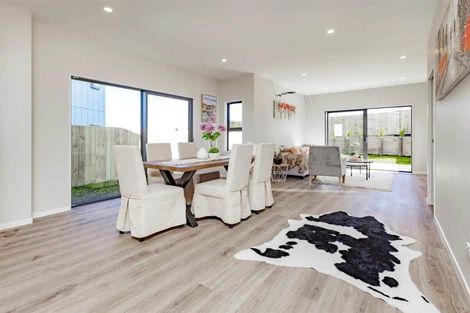 Photo of property in 10b Kotahitanga Street, Papakura, 2110