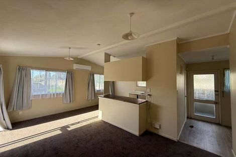 Photo of property in 39 Tomo Street, New Lynn, Auckland, 0600