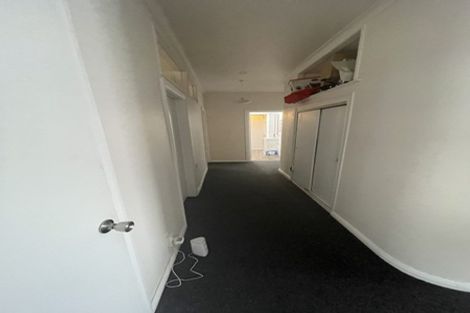 Photo of property in 6 Epsom Way, Karori, Wellington, 6012