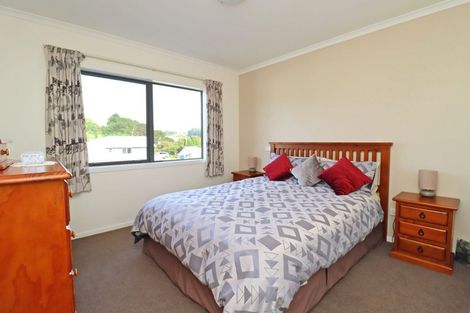 Photo of property in 11 Oakham Street, Hampden, 9410