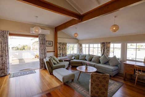 Photo of property in 21 Cobden Road, Bluff Hill, Napier, 4110