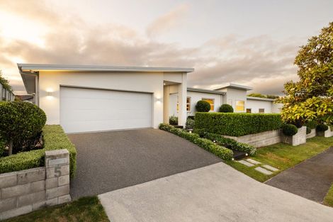 Photo of property in 5 Petersburg Drive, Flagstaff, Hamilton, 3210