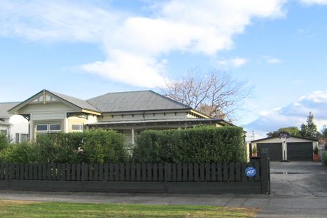 Photo of property in 82 Mcdonald Street, Napier South, Napier, 4110