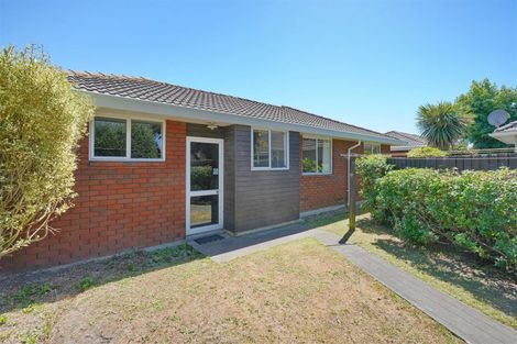 Photo of property in 46b Daniels Road, Redwood, Christchurch, 8051