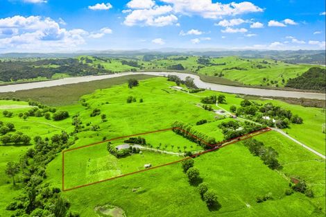 Photo of property in 107 Harataua Road, Port Albert, Wellsford, 0973