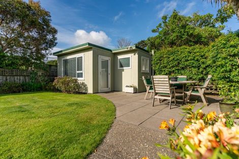 Photo of property in 86 Standen Street, Karori, Wellington, 6012