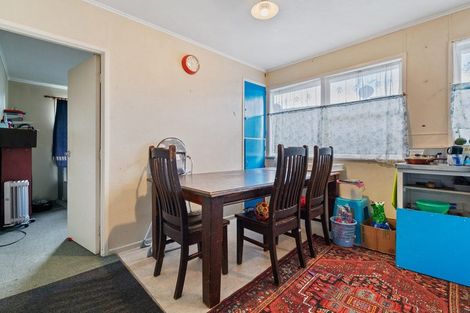 Photo of property in 26 Gainsborough Street, Manurewa, Auckland, 2102