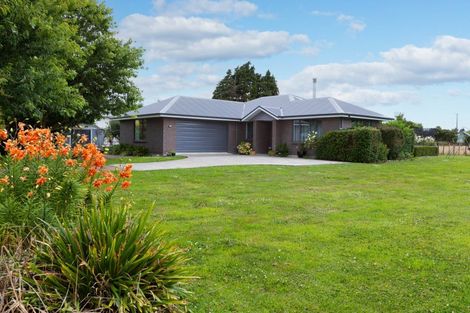 Photo of property in 8 Gordon Street, Woodville, 4920