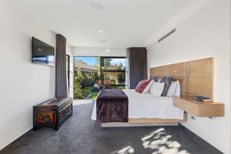 Photo of property in 21 Taunton Green, Papanui, Christchurch, 8052