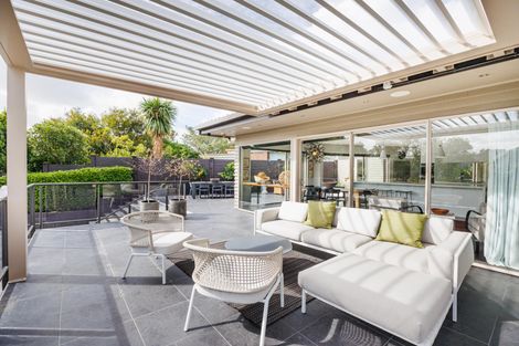 Photo of property in 25 Trent Avenue, Hokowhitu, Palmerston North, 4410