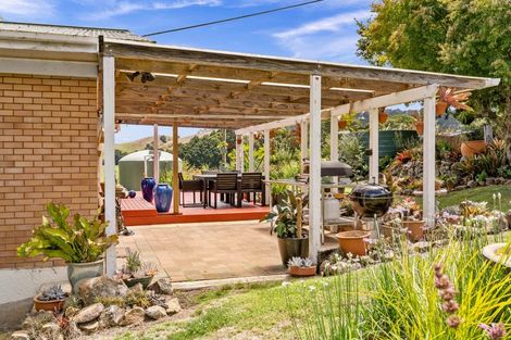 Photo of property in 1998 State Highway 1, Whakapara, Hikurangi, 0182