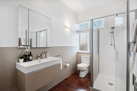 Photo of property in 1/35 Nile Road, Milford, Auckland, 0620