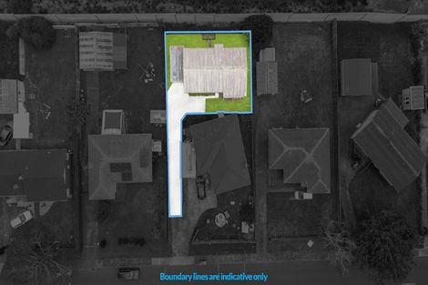 Photo of property in 2/103 Chichester Drive, Rosehill, Papakura, 2113