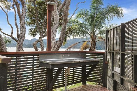 Photo of property in 7 Kent Street, Whangaroa, 0478