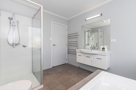 Photo of property in 13 Allendale Place, Morrinsville, 3300