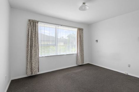 Photo of property in 1/500 Harewood Road, Harewood, Christchurch, 8051