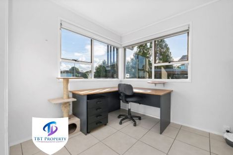 Photo of property in 2 Gambare Place, Wattle Downs, Auckland, 2103