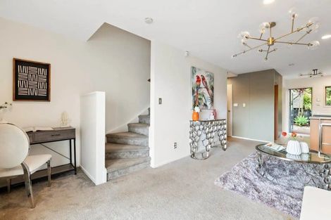 Photo of property in 3/17 Pannill Place, Oteha, Auckland, 0632