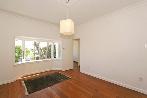 Photo of property in 12 Mahoe Street, Eastbourne, Lower Hutt, 5013