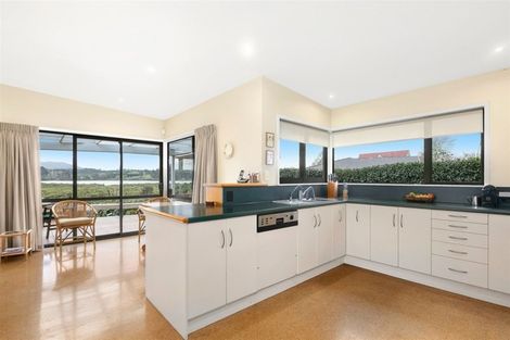 Photo of property in 6 Belmont Rise, Katikati, 3129