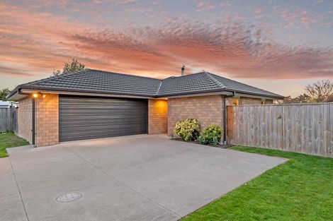 Photo of property in 24 Wellington Street, Ashley, Rangiora, 7477