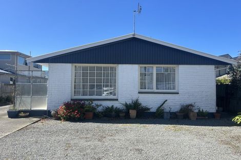 Photo of property in 1/400 Memorial Avenue, Burnside, Christchurch, 8053
