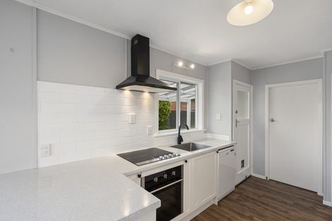 Photo of property in 66 Huatoki Street, Vogeltown, New Plymouth, 4310