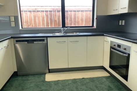 Photo of property in 37 De Menech Grove, Avalon, Lower Hutt, 5011