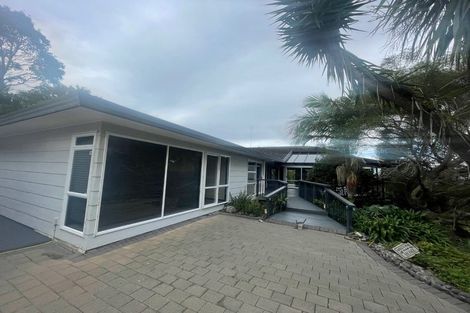 Photo of property in 87 Point View Drive, East Tamaki Heights, Auckland, 2016