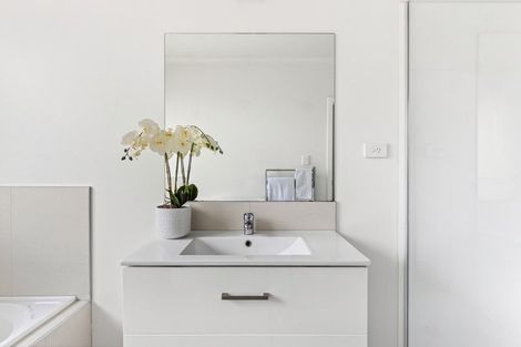 Photo of property in 6 Hehan Close, Cambridge, 3434