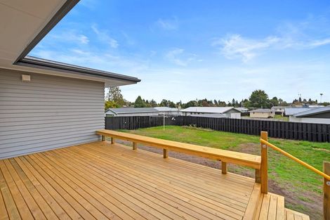 Photo of property in 5 Tarapunga Place, Tokoroa, 3420