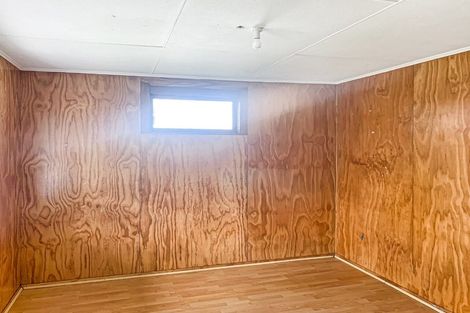 Photo of property in 36 Tennyson Street, Dannevirke, 4930