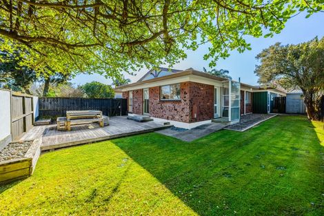 Photo of property in 1/22 Beaumaris Way, Conifer Grove, Takanini, 2112